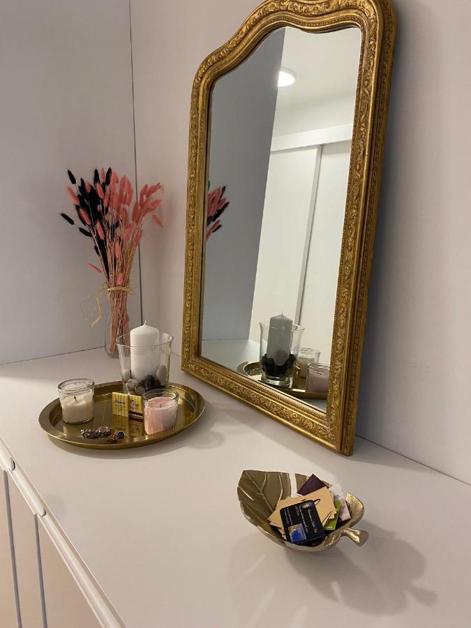 Dolce-vita 3 Etoiles, Climatise , 50m De La Et Aux Portes De Menton ,parking Gratuit * Roquebrune-Cap-Martin