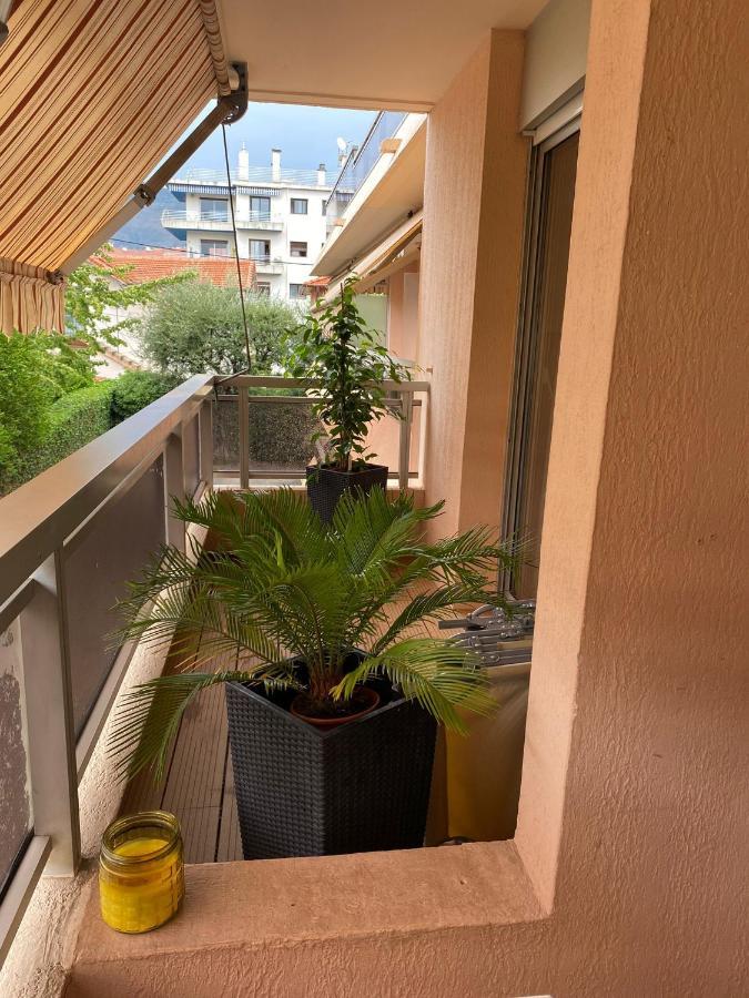 Dolce-vita 3 Etoiles, Climatise , 50m De La Et Aux Portes De Menton ,parking Gratuit Appartement Roquebrune-Cap-Martin