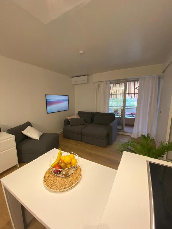 Dolce-vita 3 Etoiles, Climatise , 50m De La Et Aux Portes De Menton ,parking Gratuit * Roquebrune-Cap-Martin